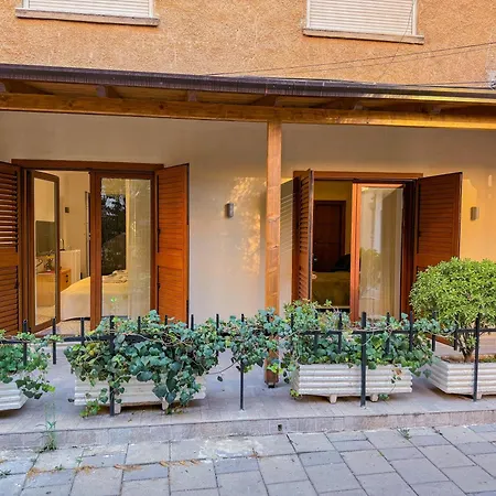 Lovely 3 Apartment Tirana