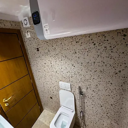 Lovely 3 Apartment